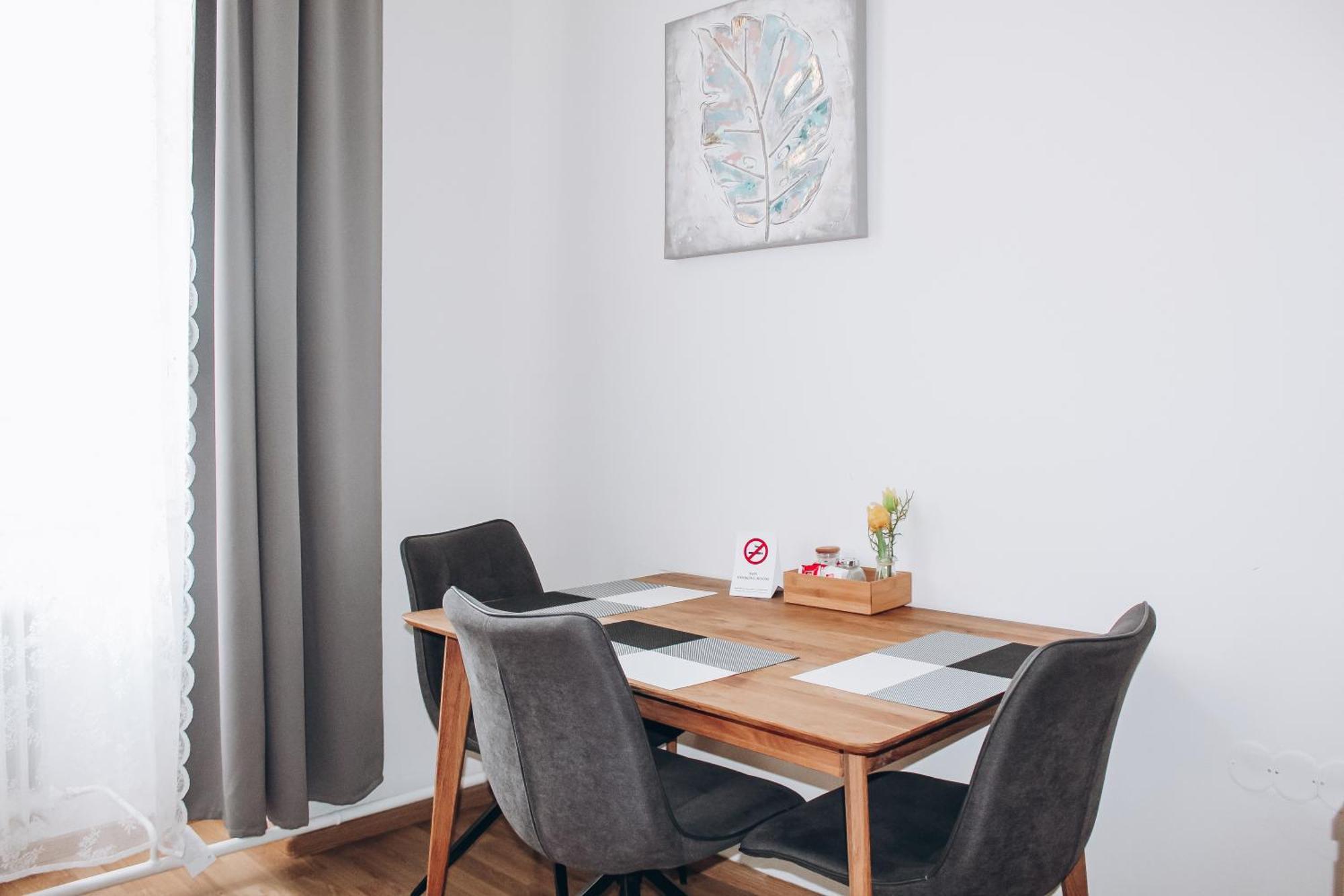 Apartamento Sokolska Praga Exterior foto