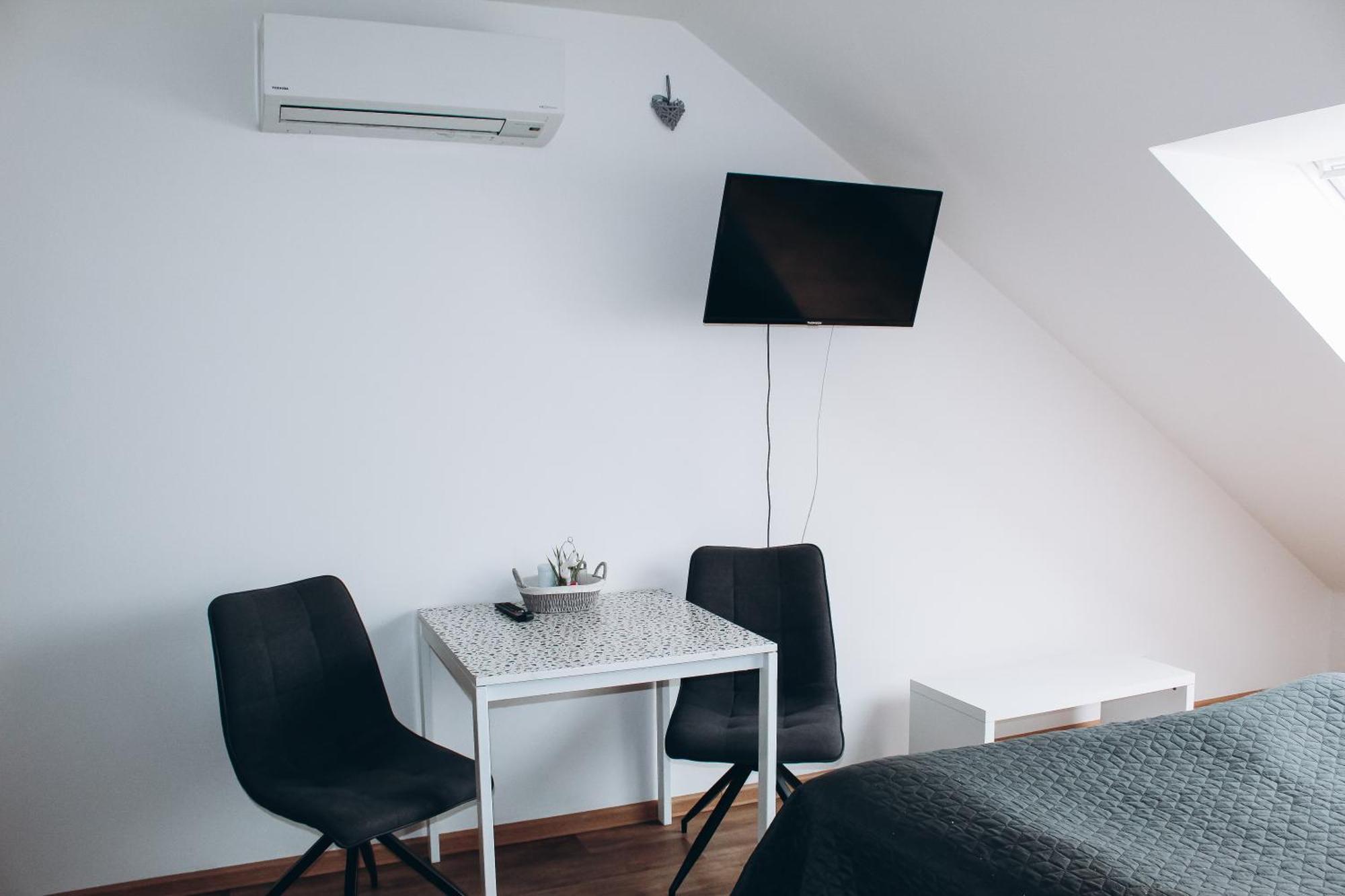 Apartamento Sokolska Praga Exterior foto