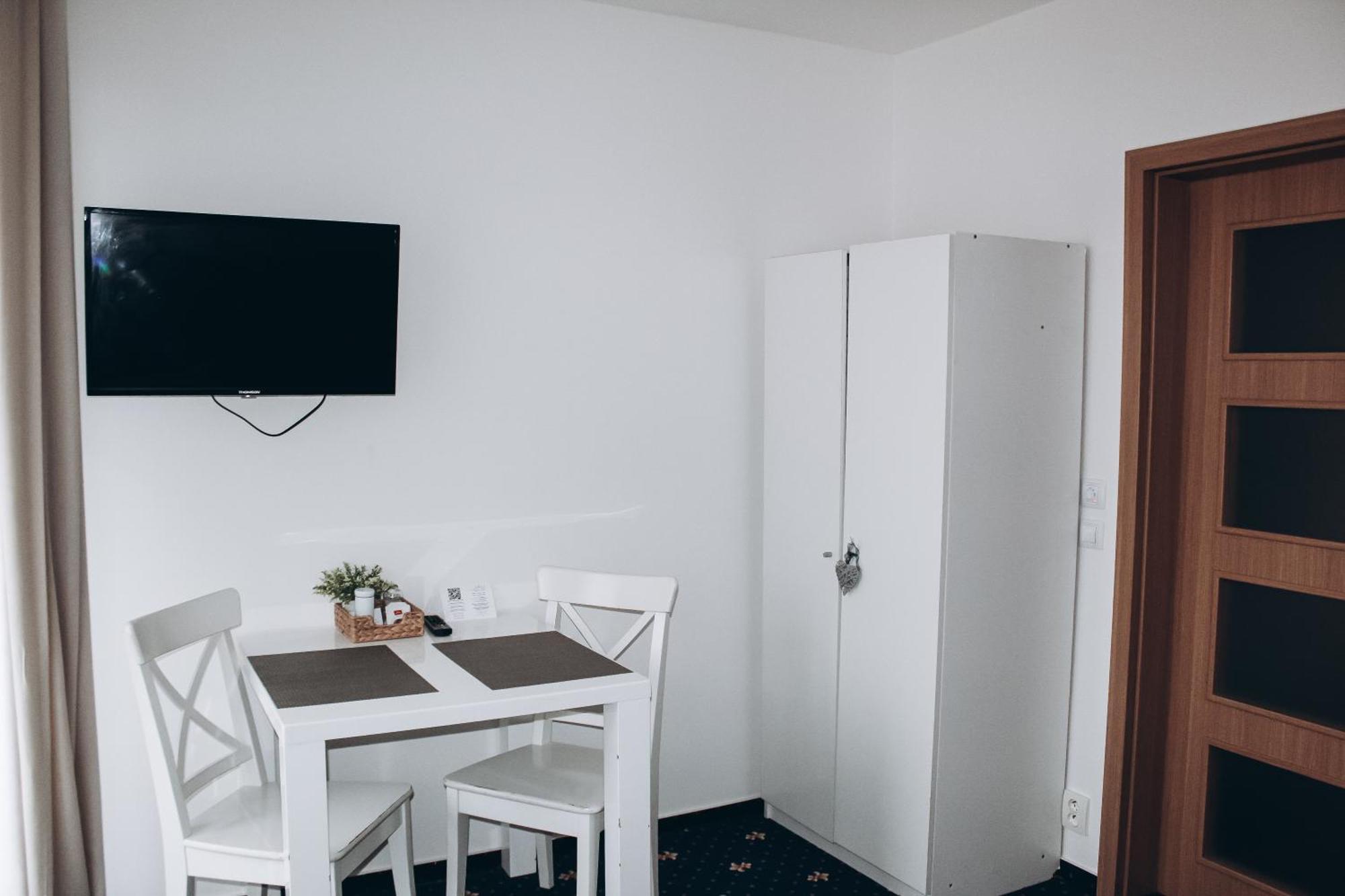 Apartamento Sokolska Praga Exterior foto